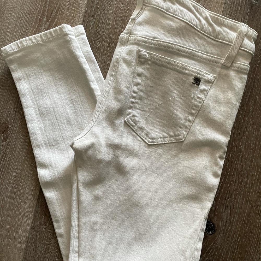 like new White Joe’s jean size 27